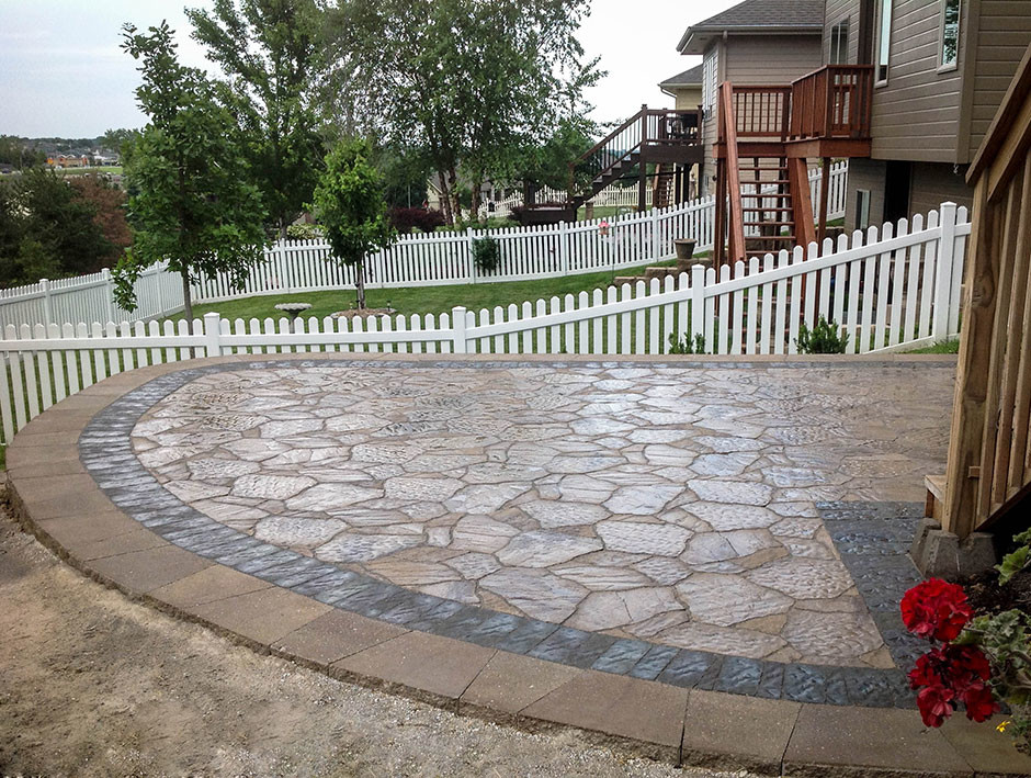 Mega Arbel Stone Patio